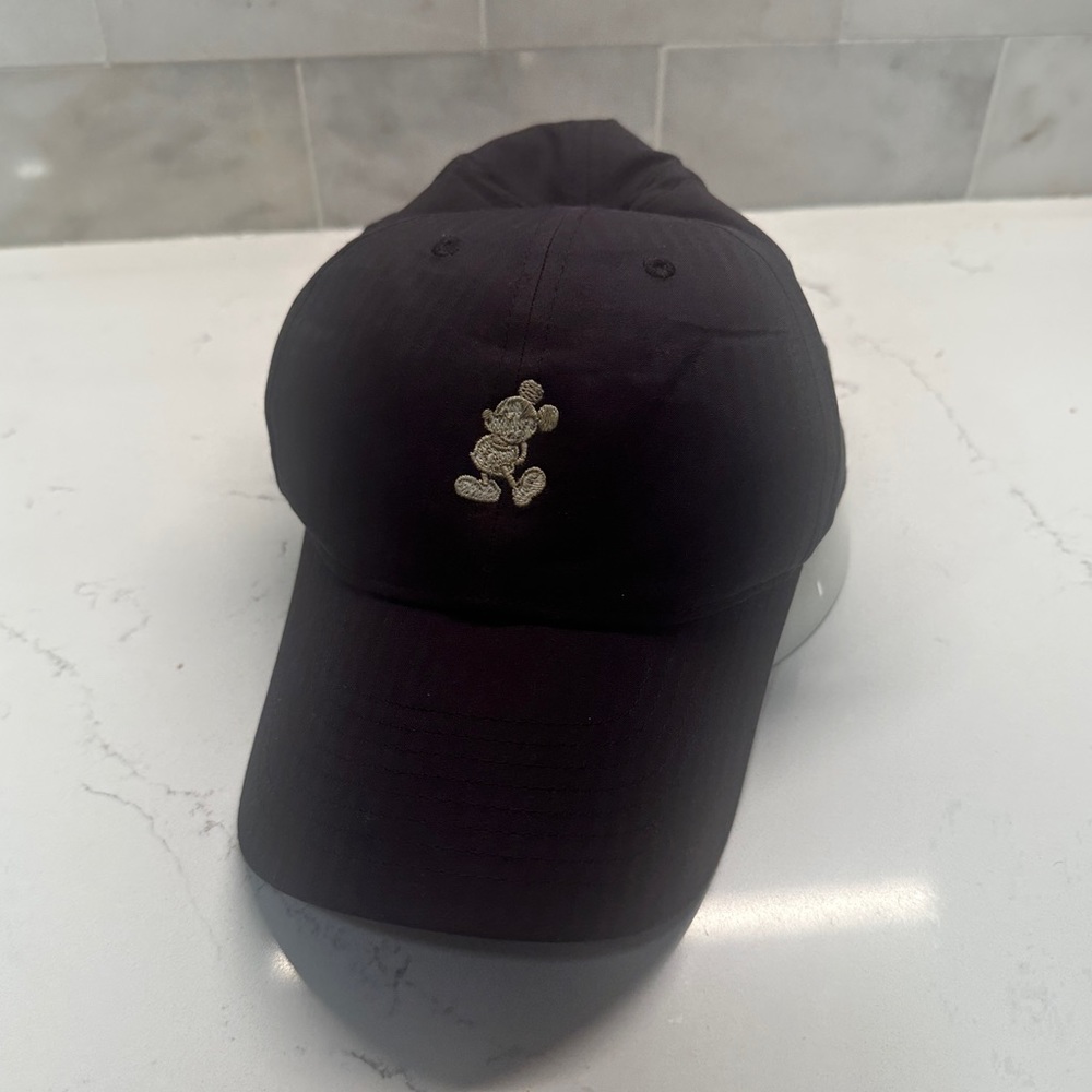 Disney Parks Nike Dri-Fit Legacy 91 Black Striped Mickey Mouse Adjustable Hat